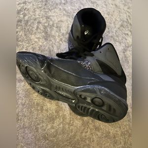 ASICS wrestling shoes youth size 3 excellent condition